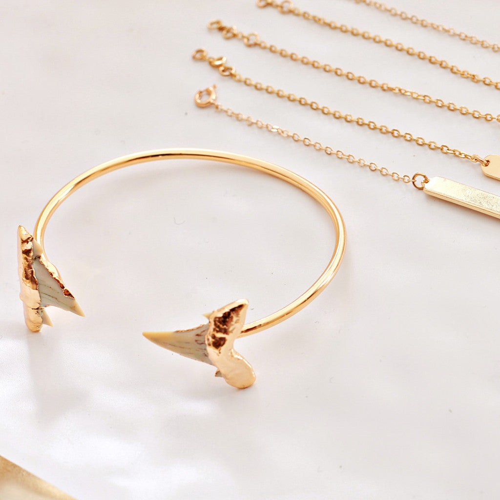 Harrison + Draper Shark Tooth Bangle